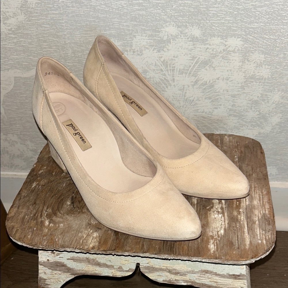 PAUL GREEN Yvette Pumps in a Tan Suede Size 5.5 (3 1/2 UK)